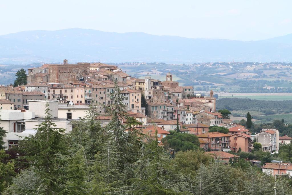 Hotel Aggravi Chianciano Terme Exterior photo