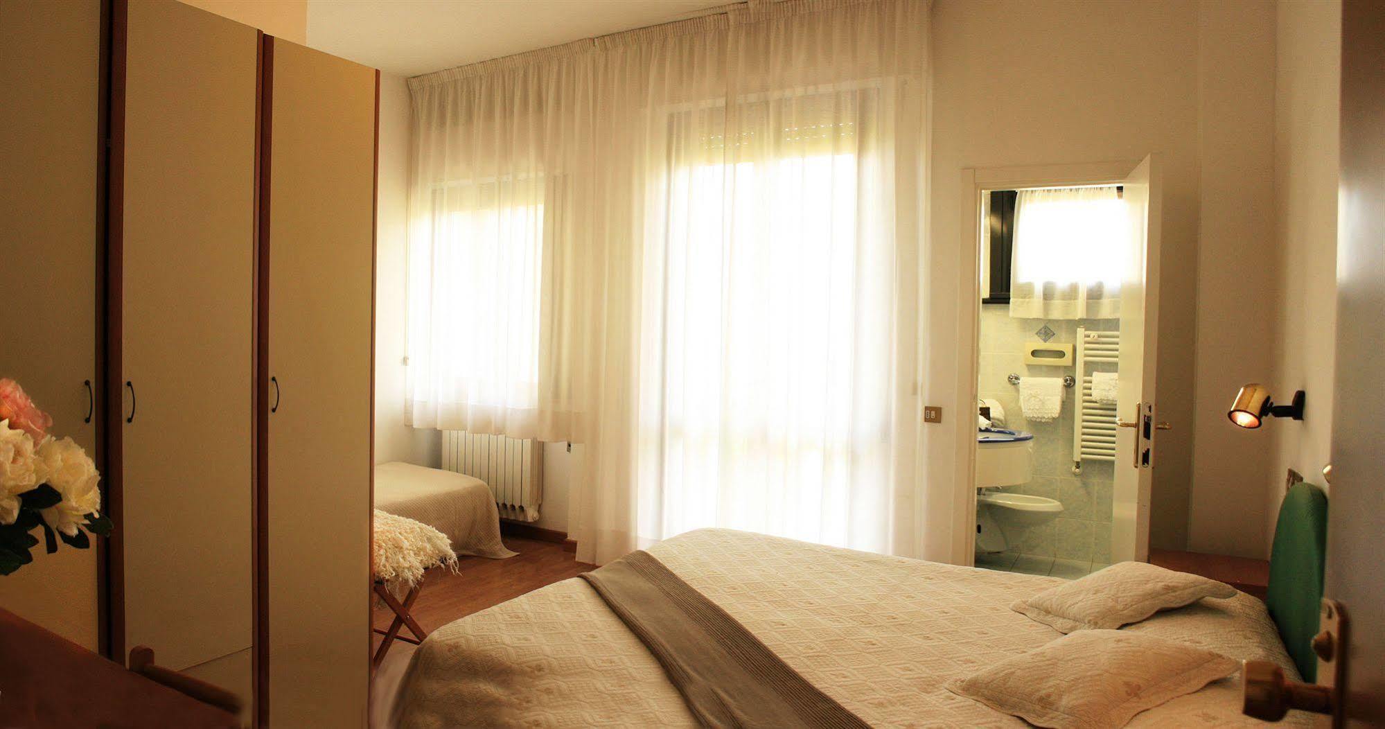Hotel Aggravi Chianciano Terme Exterior photo